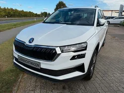 Weiß Gebraucht 2022 Skoda Karoq Ambition SUV | 22.222 € (Superpreis)