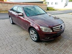 Rot Gebraucht 2007 Mercedes 200 Limousine | 3.000 €