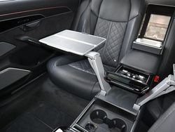 Schwarz Gebraucht 2024 Audi A8L Exclusive Limousine | 73.700 € (Superpreis)