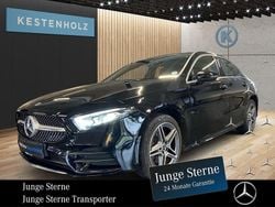 Schwarz Gebraucht 2022 Mercedes A250 AMG Limousine | 26.220 € (Fairer Preis)