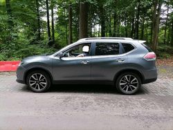 Grau Gebraucht 2015 Nissan X-Trail 360º SUV | 8.990 € (Fairer Preis)