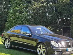 Schwarz Gebraucht 2003 Mercedes E500 AMG Limousine | 5.400 €