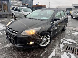 Schwarz Gebraucht 2014 Ford Focus Titanium Kombi | 6.990 € (Etwas zu teuer)