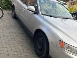 Silber Gebraucht 2008 Volvo V70 Kombi | 2.600 € (Superpreis)