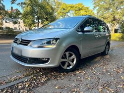 Silber Gebraucht 2010 VW Sharan Van / Kleinbus | 7.990 € (Etwas zu teuer)