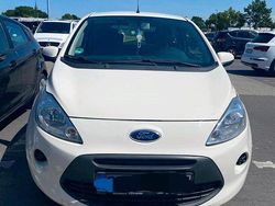 Weiß Gebraucht 2013 Ford Ka Kleinwagen | 2.299 €