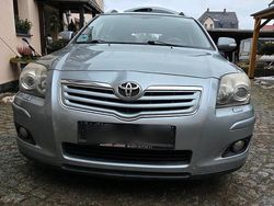 Silber Gebraucht 2008 Toyota Avensis T2 Kombi | 2.700 € (Fairer Preis)
