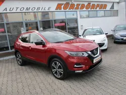 Rot Gebraucht 2019 Nissan Qashqai N-Connecta SUV | 16.900 € (Fairer Preis)