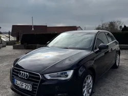 Schwarz Gebraucht 2013 Audi A3 Attraction Limousine | 7.500 € (Teuer)