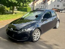 Schwarz Gebraucht 2016 VW Golf VII Allstar Limousine | 12.499 € (Etwas zu teuer)