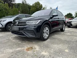 Schwarz Gebraucht 2022 VW Tiguan Allspace Life SUV | 40.040 € (Etwas zu teuer)