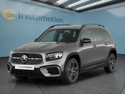 Grau Neu 2025 Mercedes GLB220 SUV | 54.999 €