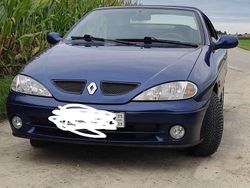 Blau Gebraucht 1999 Renault Mégane Cabriolet Cabrio | 2.000 € (Fairer Preis)