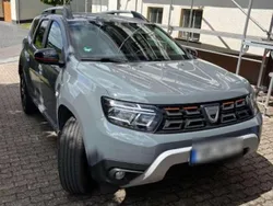Grau Gebraucht 2022 Dacia Duster Extreme SUV | 19.850 € (Guter Preis)