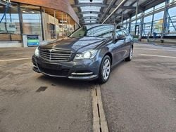 Grau Gebraucht 2013 Mercedes C200 Elegance Limousine | 10.250 € (Fairer Preis)