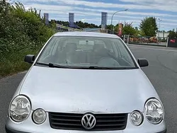 Grau Gebraucht 2004 VW Polo Kleinwagen | 1.299 € (Fairer Preis)