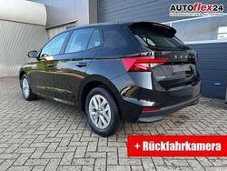 Blackmagic perleffekt Neu 2025 Skoda Fabia Selection Limousine | 21.990 € (Guter Preis)