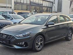 Grau Gebraucht 2024 Hyundai i30 Comfort Kombi | 18.950 € (Guter Preis)