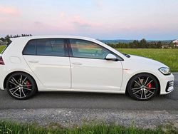 Weiß Gebraucht 2018 VW Golf VII GTI Limousine | 21.400 € (Fairer Preis)