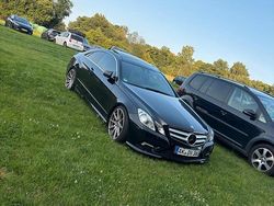 Schwarz Gebraucht 2011 Mercedes E350 Coupé | 13.200 € (Teuer)