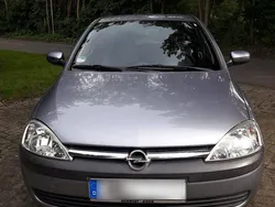 Grau Gebraucht 2003 Opel Corsa Kleinwagen | 2.100 € (Fairer Preis)