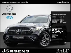 Schwarz obsidianschwarz metallic Gebraucht 2024 Mercedes GLC300 AMG SUV | 58.770 € (Fairer Preis)
