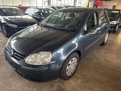 Grau Gebraucht 2007 VW Golf V Comfortline Limousine | 2.990 € (Fairer Preis)