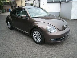 Braun Gebraucht 2014 VW Beetle Design Limousine | 7.450 € (Guter Preis)