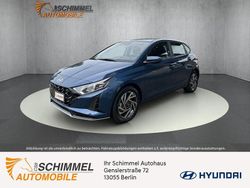 Meta blue Neu 2025 Hyundai i20 Trend Limousine | 24.399 € (Etwas zu teuer)