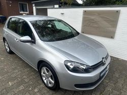 Grau Gebraucht 2011 VW Golf VI Comfortline Kleinwagen | 6.950 € (Teuer)