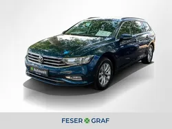 Aquamarinblau metallic Gebraucht 2023 VW Passat Business Kombi | 23.320 € (Teuer)
