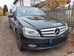 Schwarz Gebraucht 2010 Mercedes C180 Kombi | 3.300 € (Superpreis)