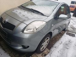 Grau Gebraucht 2007 Toyota Yaris Kleinwagen | 1.999 € (Fairer Preis)
