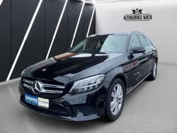 Obsidianschwarz Gebraucht 2020 Mercedes C200 Kombi | 18.990 € (Etwas zu teuer)