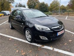 Schwarz Gebraucht 2011 Opel Astra Cosmo Limousine | 5.400 € (Fairer Preis)