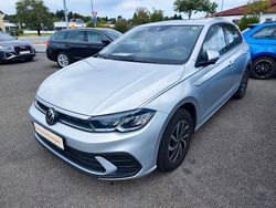 Grau Gebraucht 2024 VW Polo Life Limousine | 21.990 € (Fairer Preis)