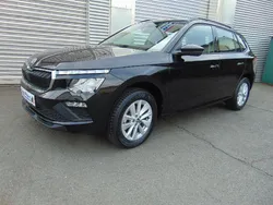 Schwarz Neu 2024 Skoda Kamiq Essence SUV | 23.940 € (Superpreis)