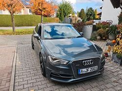 Grau Gebraucht 2014 Audi A3 e-tron Ambition Kleinwagen | 15.499 € (Fairer Preis)