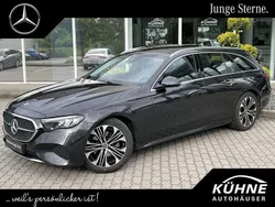 Grau Gebraucht 2024 Mercedes E200 Limousine | 48.480 € (Fairer Preis)