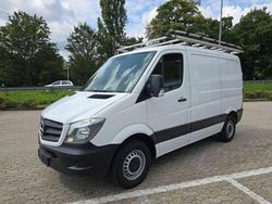 Arktikweiss Gebraucht 2018 Mercedes Sprinter Van | 17.900 € (Superpreis)