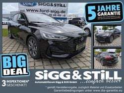Agate black metallic Gebraucht 2024 Ford Focus ST-Line Kombi | 23.350 € (Guter Preis)