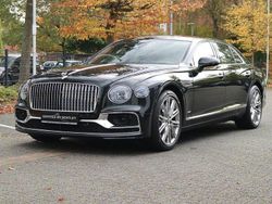 Grün Gebraucht 2022 Bentley Flying Spur Mulliner Limousine | 168.900 €