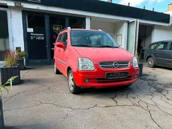Rot Gebraucht 2003 Opel Agila Kleinwagen | 1.990 €