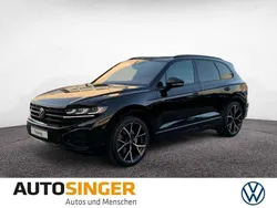 Grenadillschwarz metallic Neu 2025 VW Touareg R-line SUV | 97.480 €