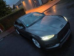 Grau Gebraucht 2016 Audi A5 Ambiente Coupé | 25.500 €