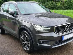 Grau Gebraucht 2019 Volvo XC40 Momentum SUV | 28.500 € (Guter Preis)