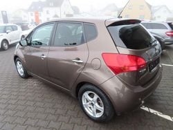 Beige Gebraucht 2017 Kia Venga DREAM-TEAM Edition Kleinwagen | 7.690 € (Fairer Preis)
