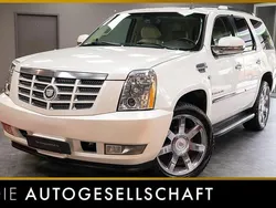 Weiß Gebraucht 2007 Cadillac Escalade SUV | 11.990 €