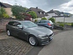 Grau Gebraucht 2015 BMW 520 Kombi | 15.000 €