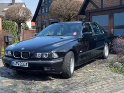 BMW 523
